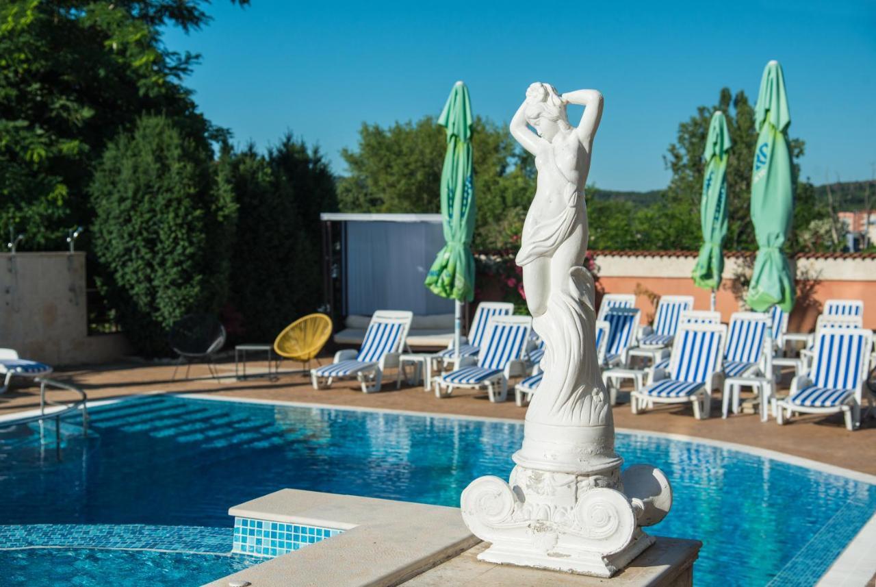 Семеен Хотел Golden Place Sozopol Luaran gambar