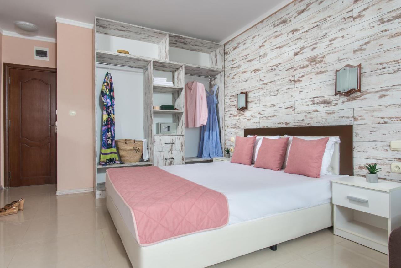 Семеен Хотел Golden Place Sozopol Luaran gambar