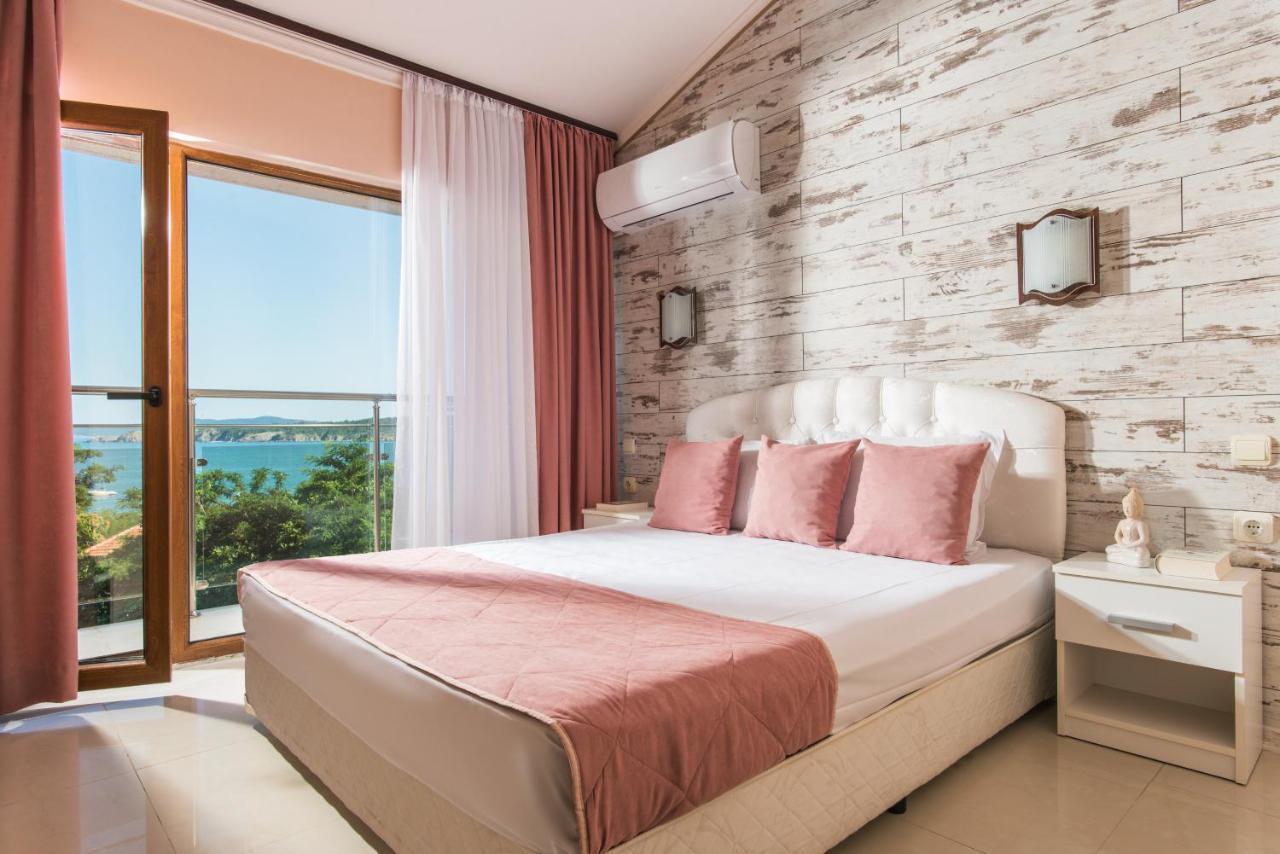 Семеен Хотел Golden Place Sozopol Luaran gambar