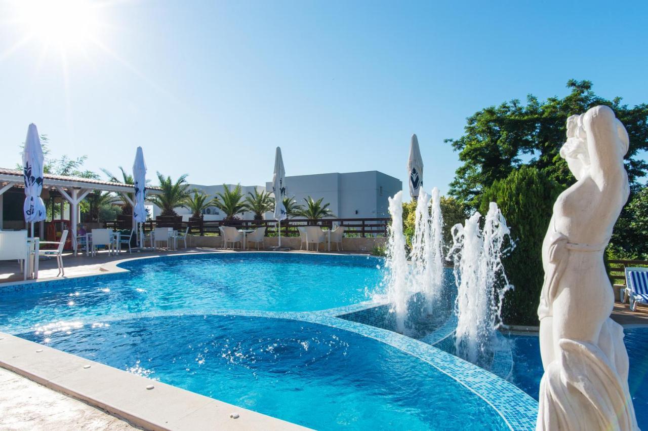 Семеен Хотел Golden Place Sozopol Luaran gambar